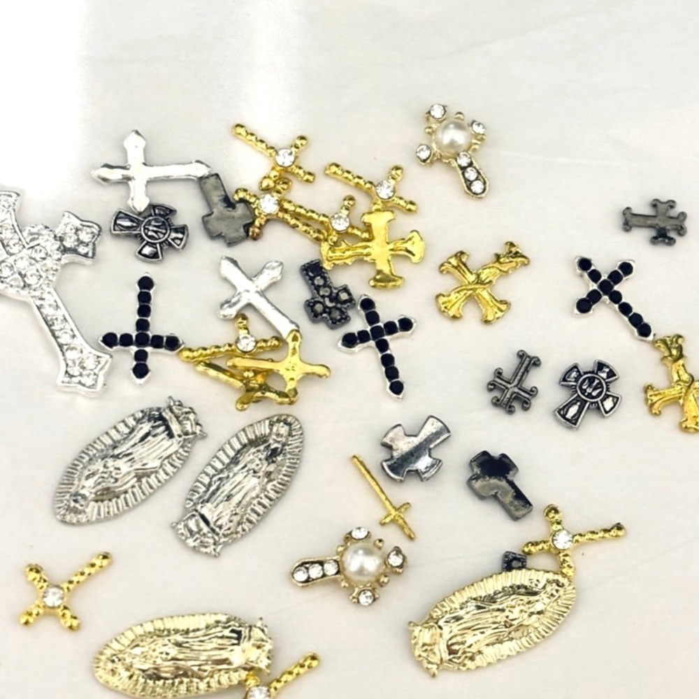 Mix of cross nail charms Black Gold and Silver tones of this great 25 pieces